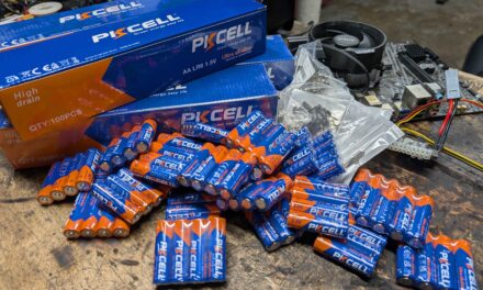 Crazed enthusiast runs PC on 192 AA batteries, successfully boots into Hannah Montana Linux — System is stable during stress testing and even plays FreeDoom