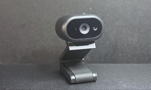 Dell Pro 5 Webcam 2K Review: So you can look good in office